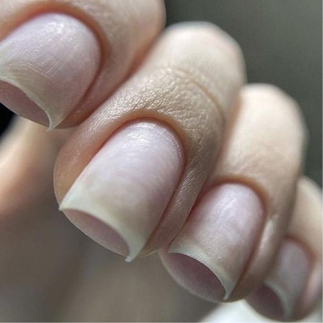 Bold manicure style